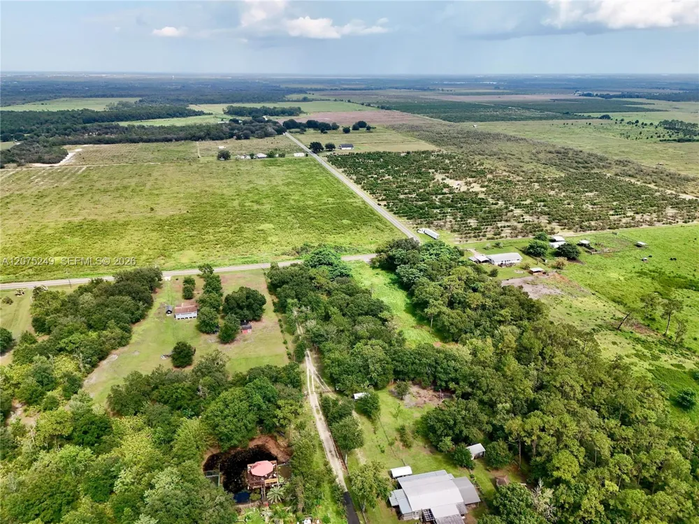 MCCLELLAN RD Frostproof, FL 33843