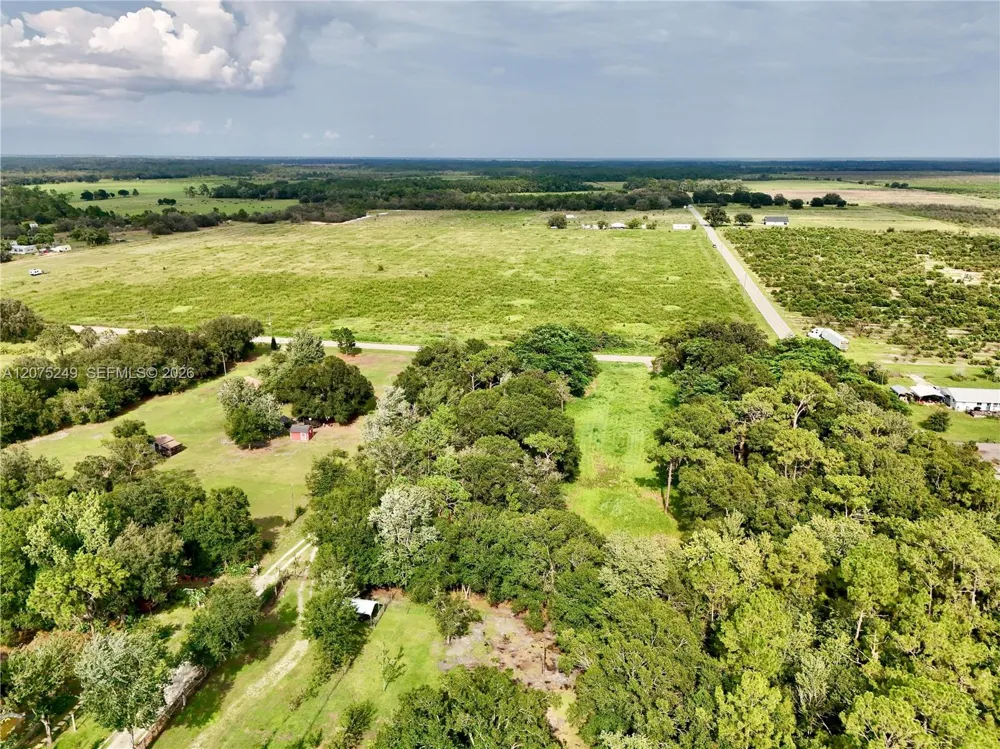 MCCLELLAN RD Frostproof, FL 33843
