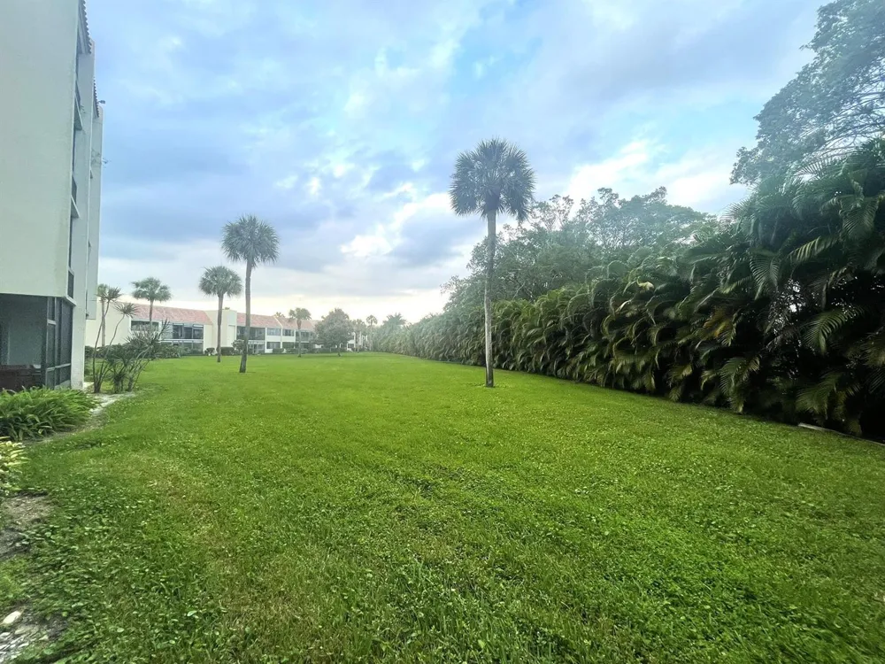2500 Presidential Way #106 West Palm Beach, FL 33401