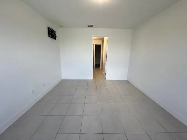 5553 Quiet Lake Place Westlake, FL 33470