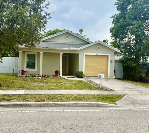 1018 Foster Rd