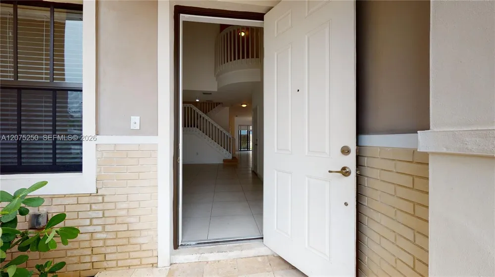 10428 NW 61st St Doral, FL 33178