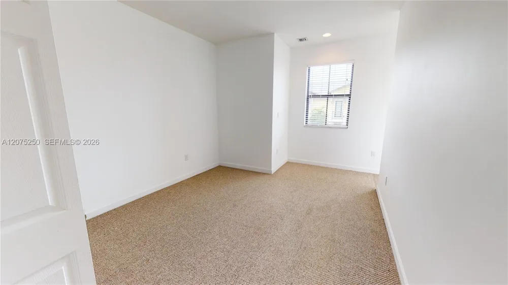 10428 NW 61st St Doral, FL 33178