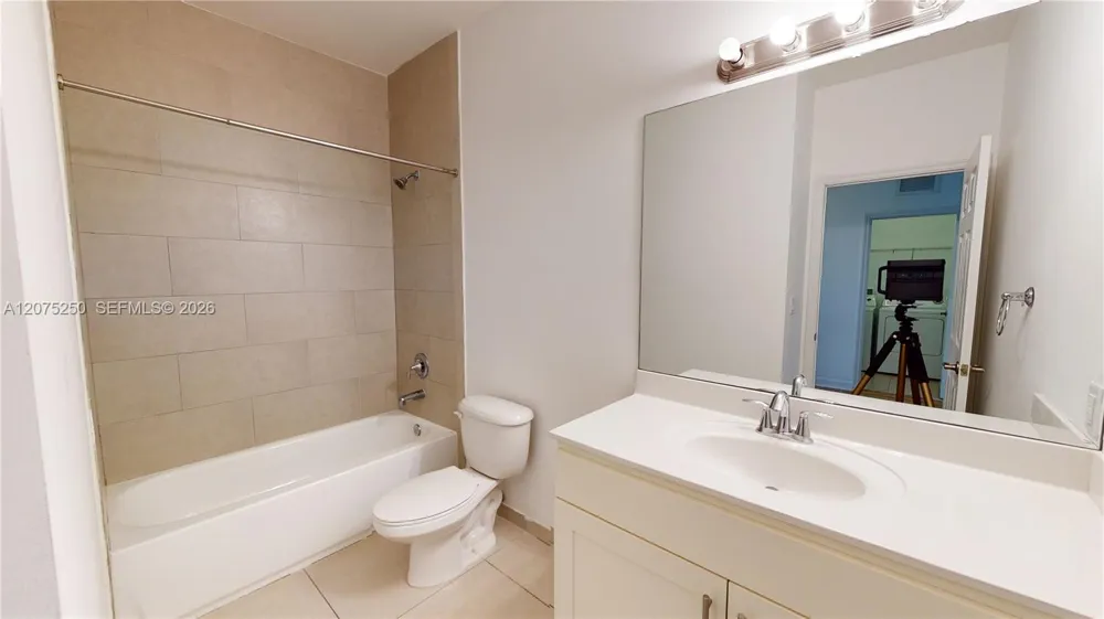 10428 NW 61st St Doral, FL 33178