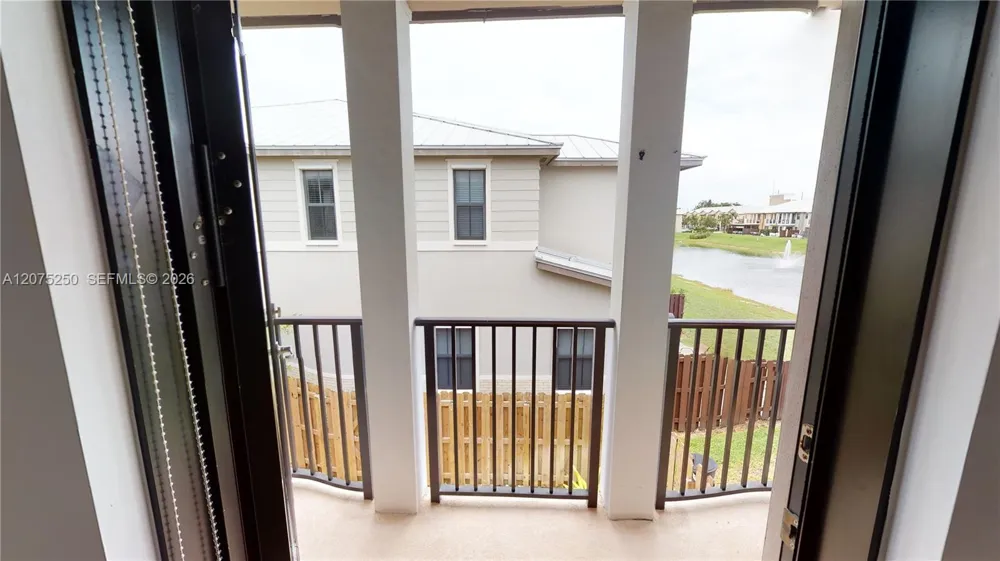10428 NW 61st St Doral, FL 33178