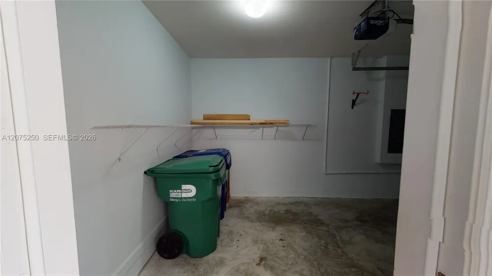 10428 NW 61st St Doral, FL 33178