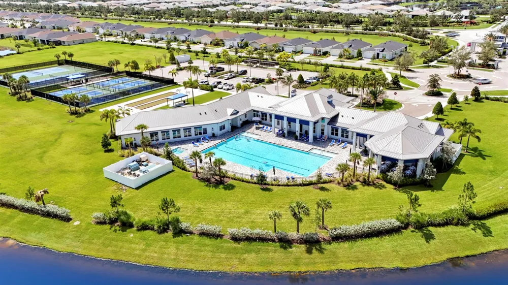 1113 SE CROSSWOOD WAY Port St. Lucie, FL 34984