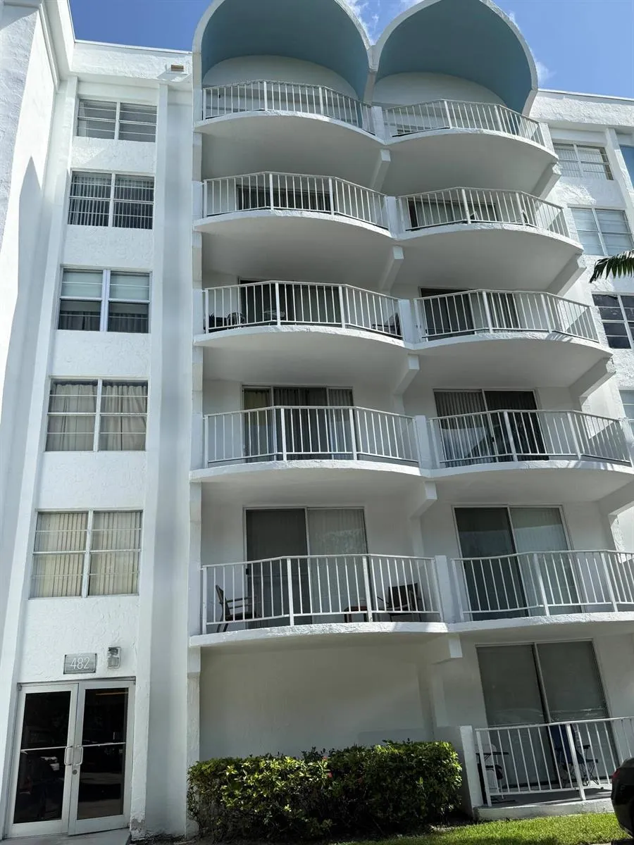 482 NW 165TH ST ROAD #A-301 Miami, FL 33169