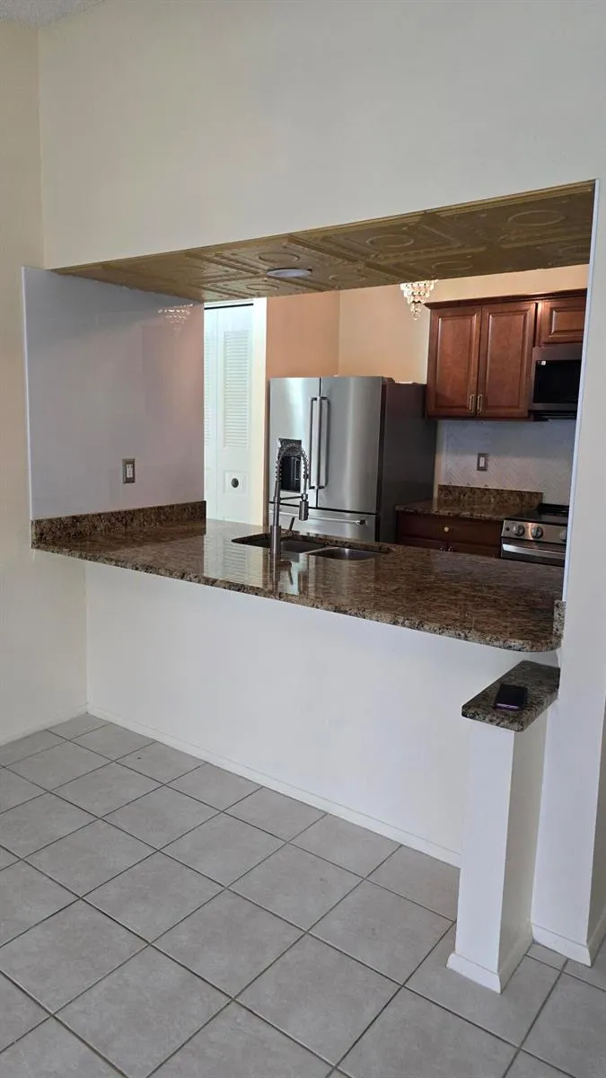 118 CAMBRIDGE LANE Royal Palm Beach, FL 33411