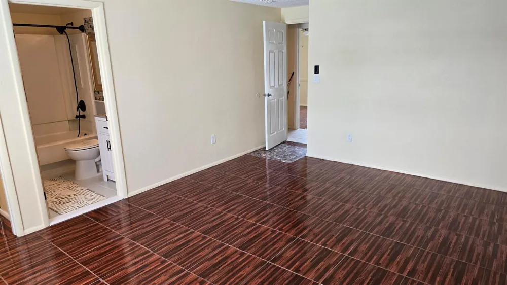 118 CAMBRIDGE LANE Royal Palm Beach, FL 33411