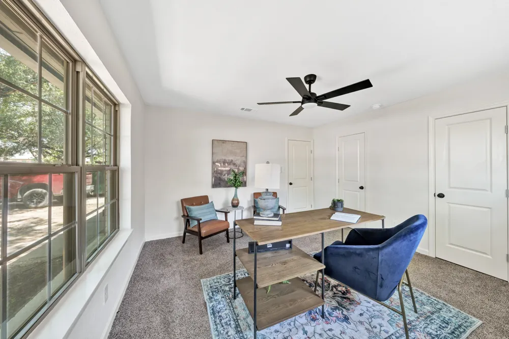 1218 Thomas Street Denton, TX 76201