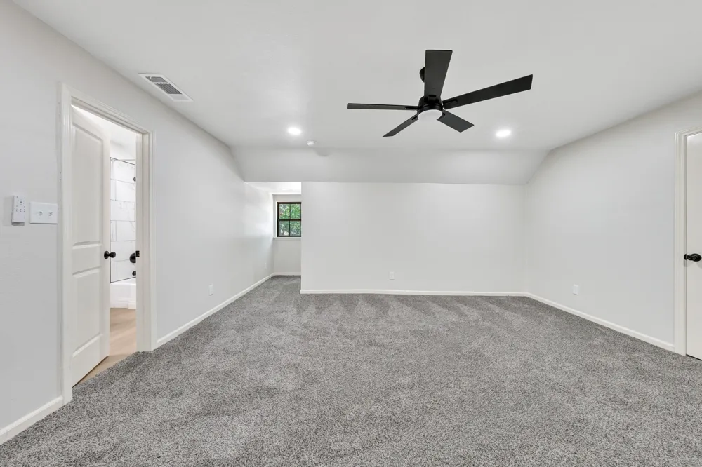 1218 Thomas Street Denton, TX 76201