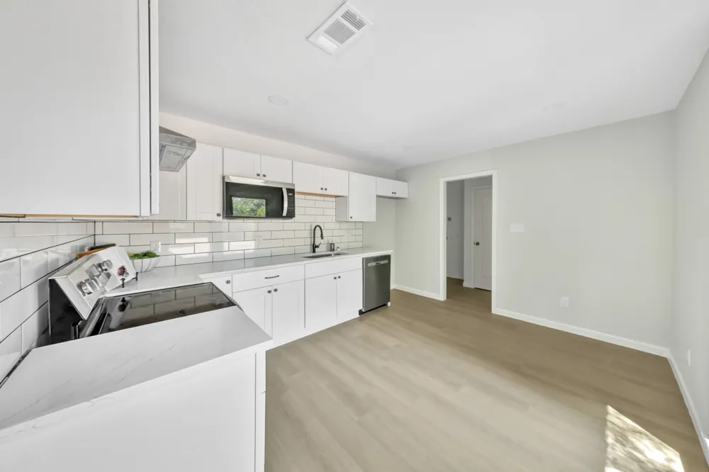 1218 Thomas Street Denton, TX 76201
