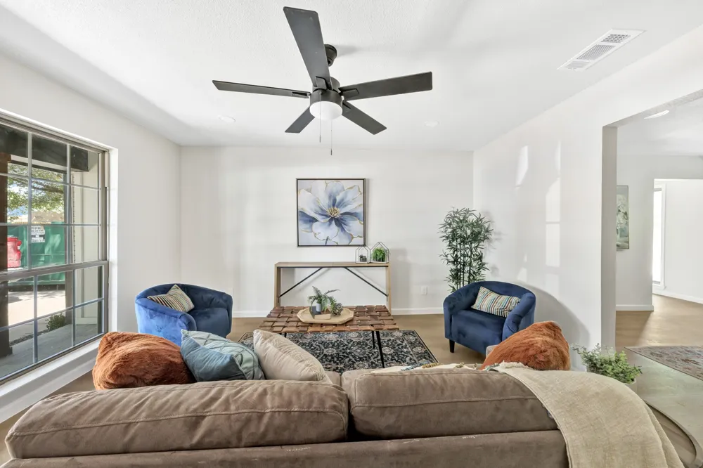 1218 Thomas Street Denton, TX 76201