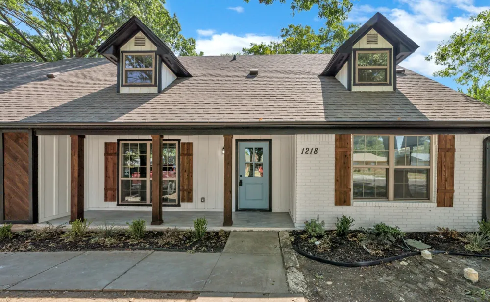 1218 Thomas Street Denton, TX 76201