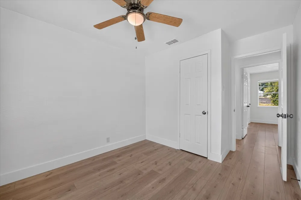 2335 Loyce Drive Mesquite, TX 75149
