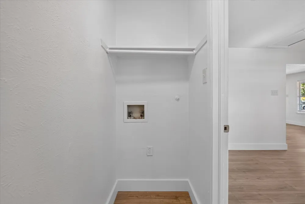 2335 Loyce Drive Mesquite, TX 75149
