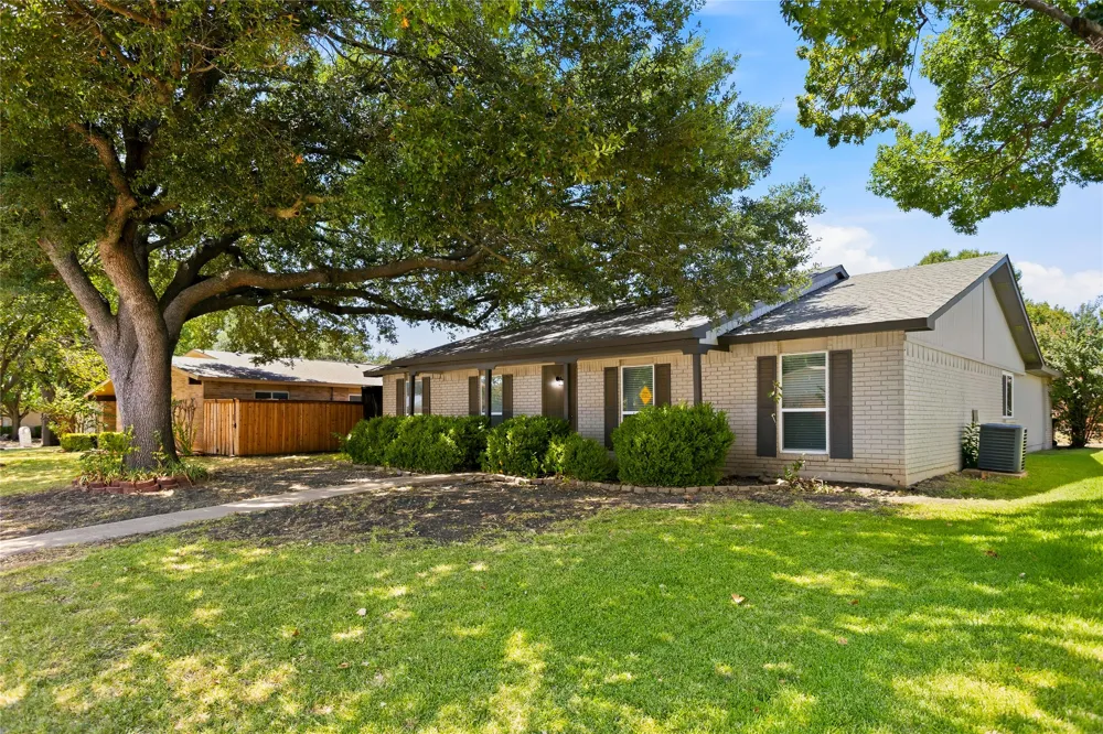 6203 Rainier Road Plano, TX 75023