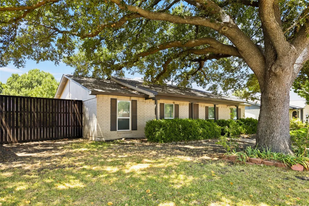 6203 Rainier Road Plano, TX 75023