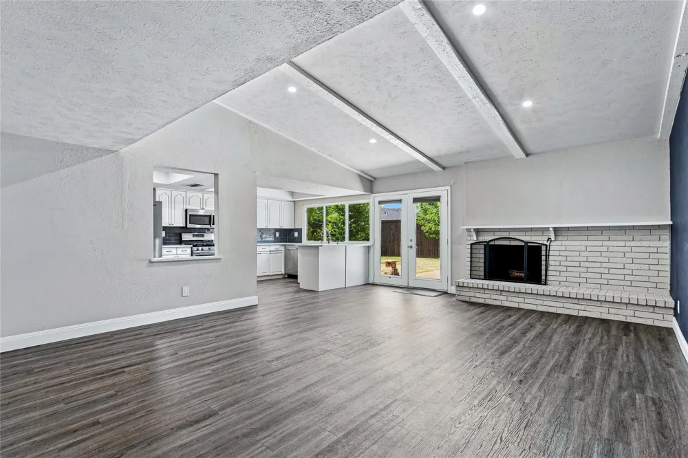 6203 Rainier Road Plano, TX 75023