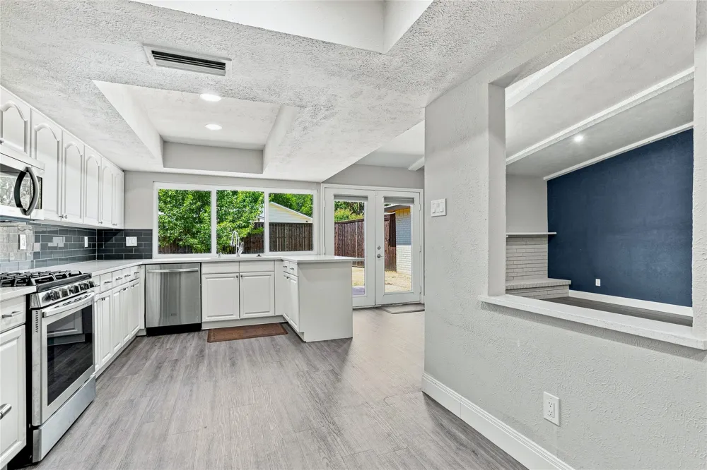6203 Rainier Road Plano, TX 75023
