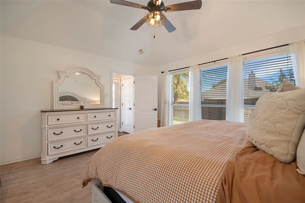 7429 Amber Drive Watauga, TX 76148
