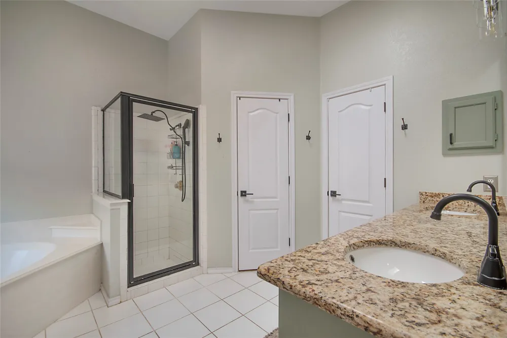 7429 Amber Drive Watauga, TX 76148