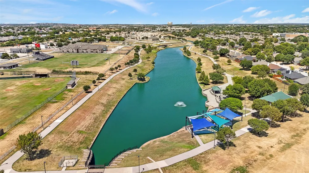 7429 Amber Drive Watauga, TX 76148