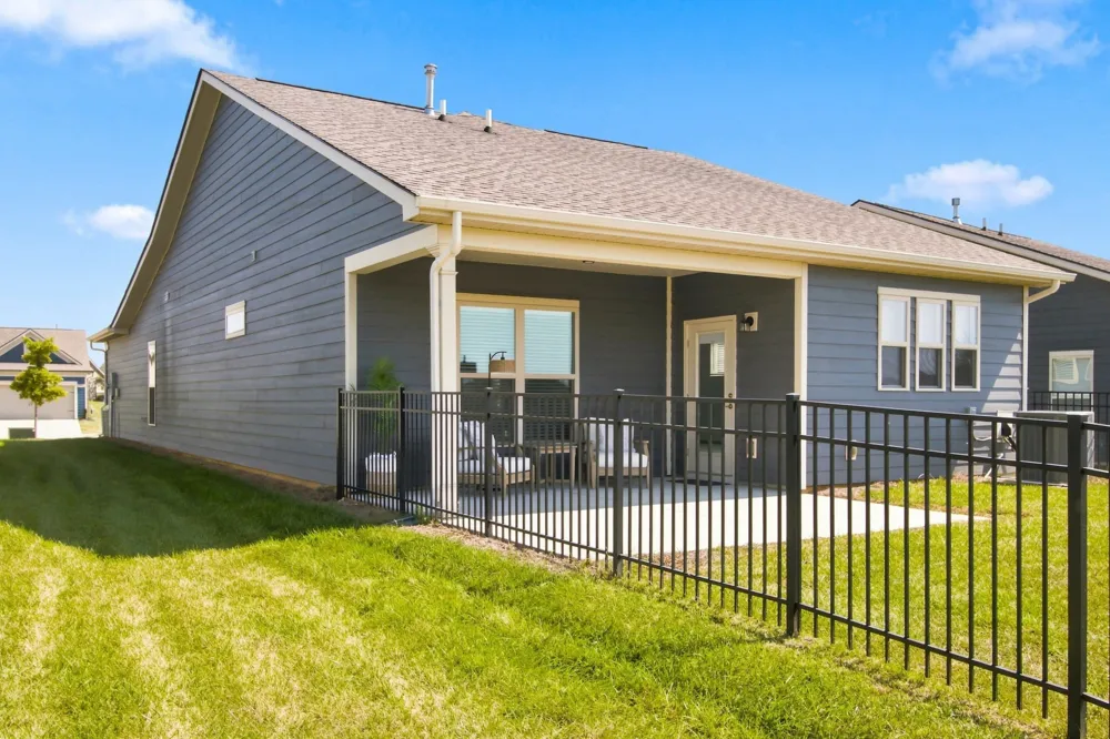 1405 Cannon Ln Spring Hill, TN 37174