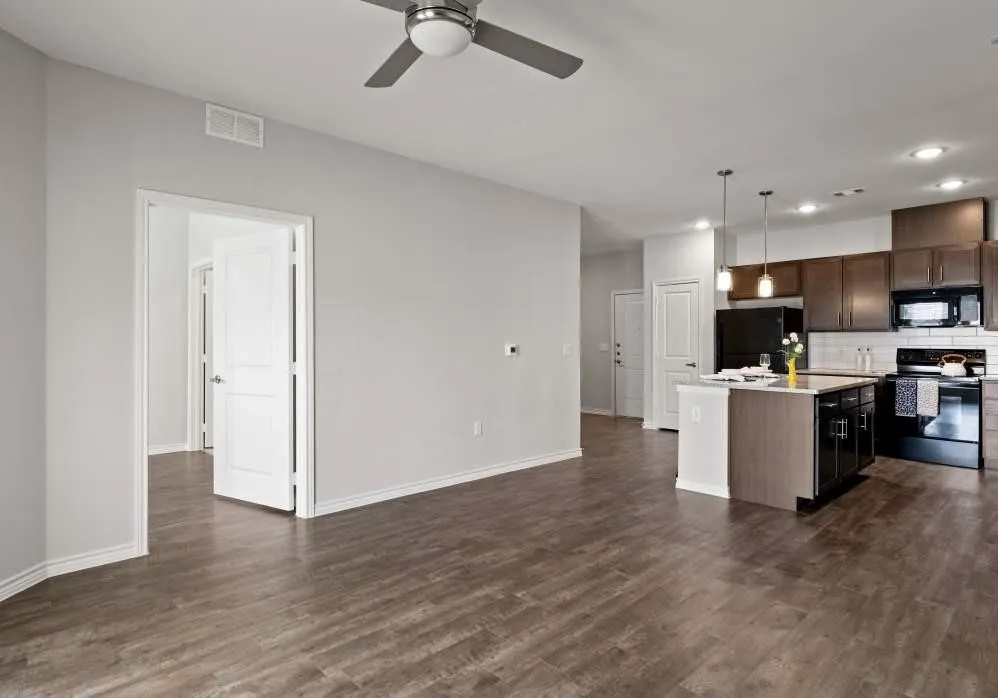 2551 Guadalupe Street #3105 Seguin, TX 78155