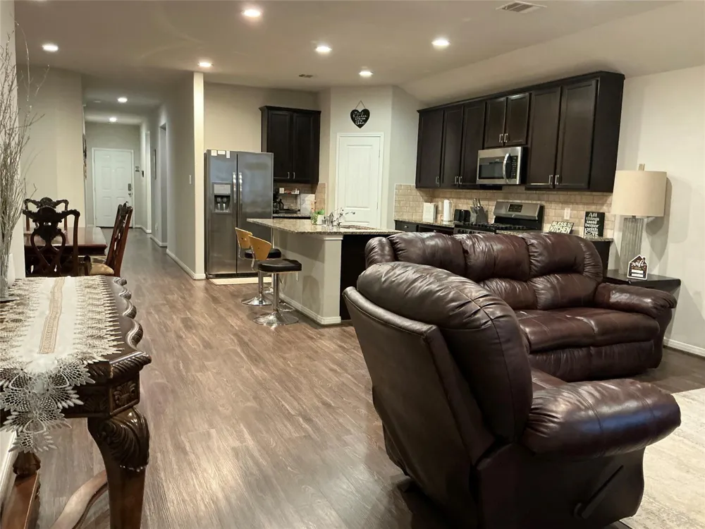 4030 Emperor Valley Lane Baytown, TX 77521