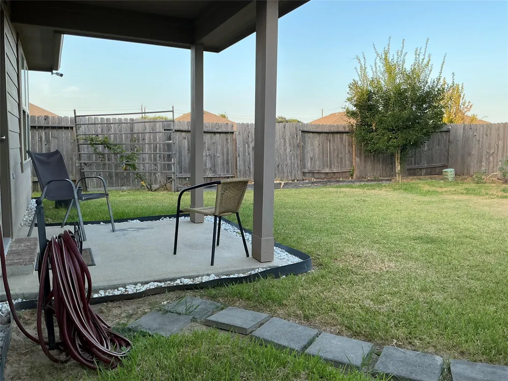 4030 Emperor Valley Lane Baytown, TX 77521