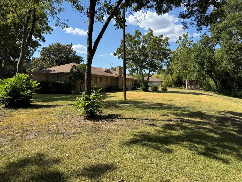 1620 Houston School Road Lancaster, TX 75134