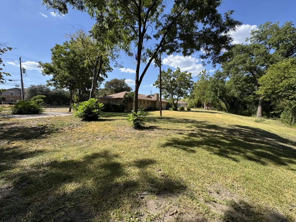 1620 Houston School Road Lancaster, TX 75134