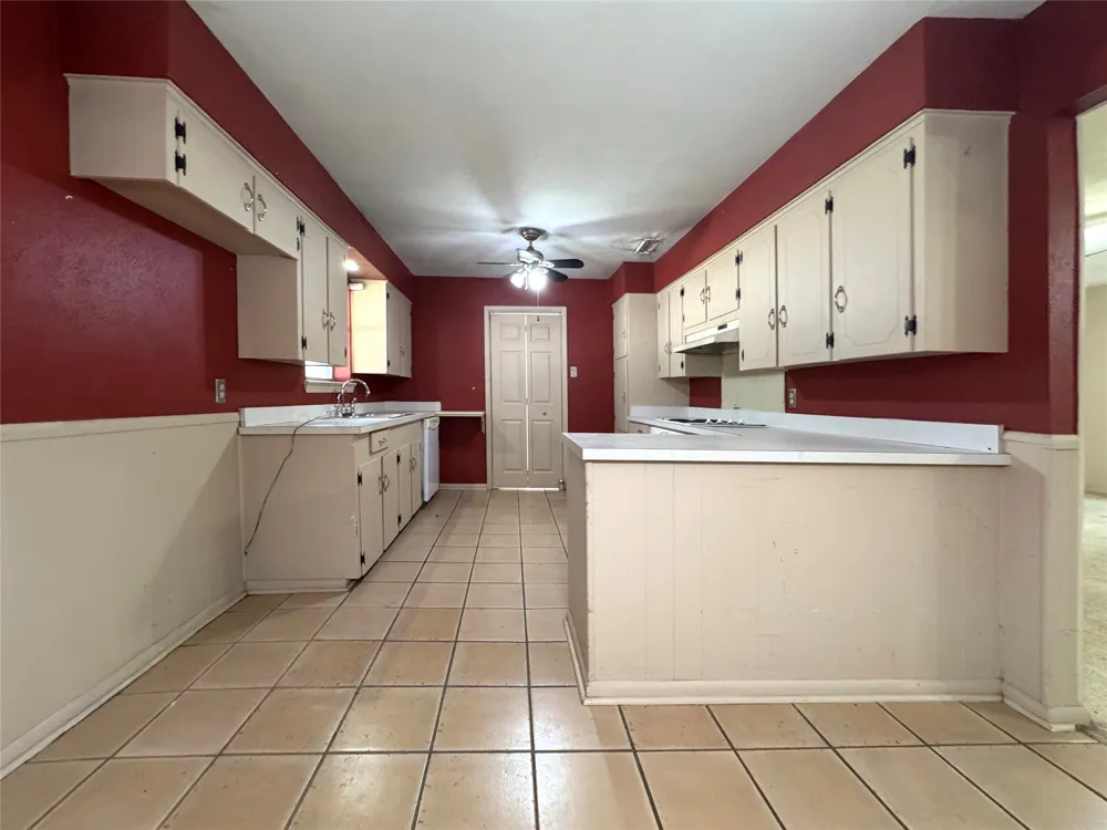 1620 Houston School Road Lancaster, TX 75134