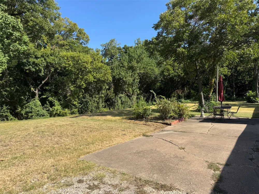 1620 Houston School Road Lancaster, TX 75134