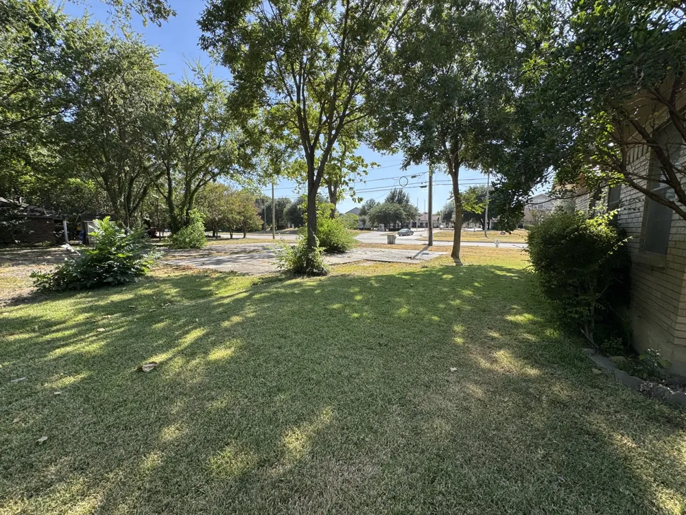 1620 Houston School Road Lancaster, TX 75134