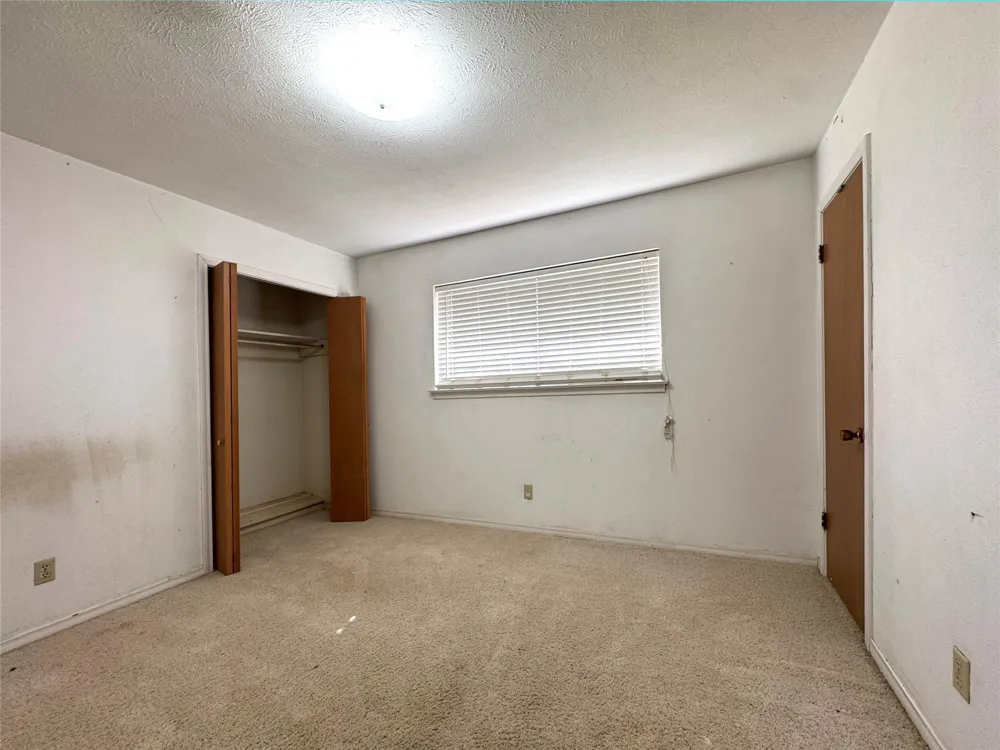 1620 Houston School Road Lancaster, TX 75134