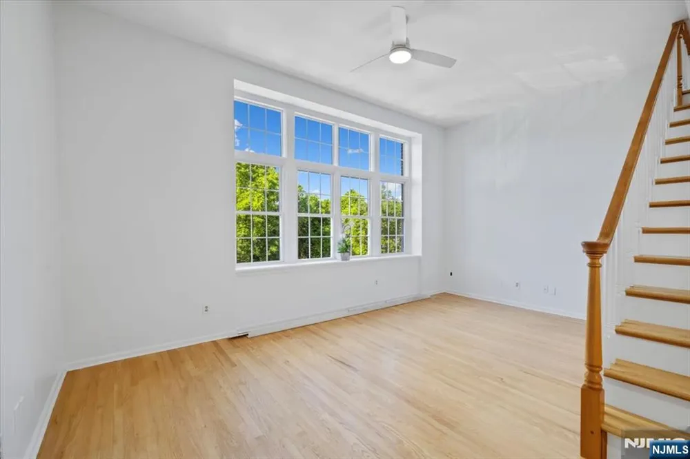 32 Smith Avenue 2F Fair Lawn, NJ 07410