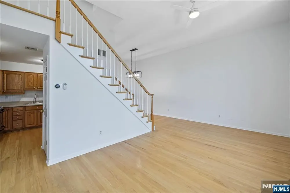 32 Smith Avenue 2F Fair Lawn, NJ 07410