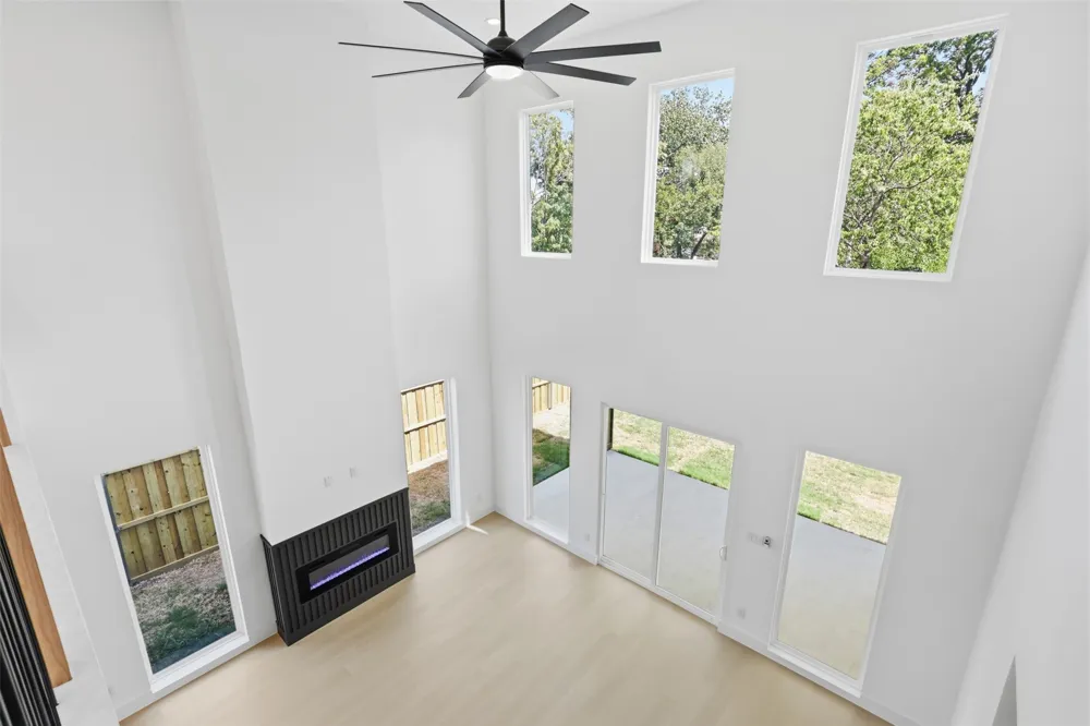 1414 Doyle Avenue Dallas, TX 75203