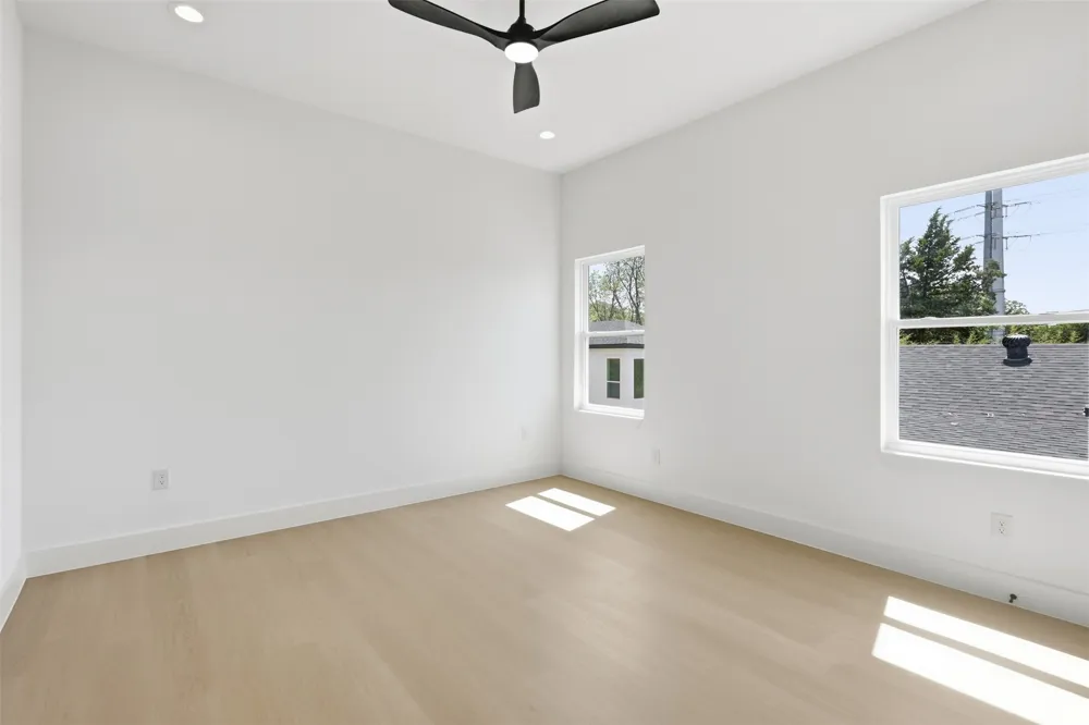 1414 Doyle Avenue Dallas, TX 75203