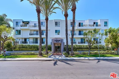 739 Lorraine Boulevard