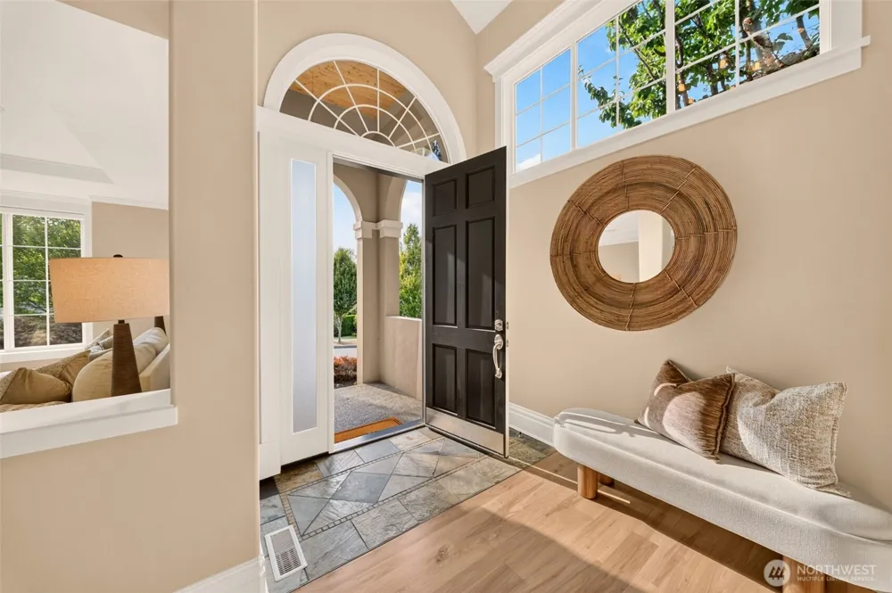 1760 30th Avenue NE Issaquah, WA 98029