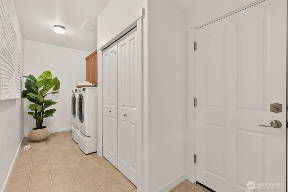 1760 30th Avenue NE Issaquah, WA 98029