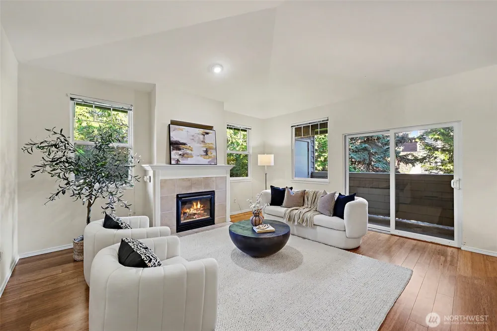 1500 S 18th #G201 Renton, WA 98055