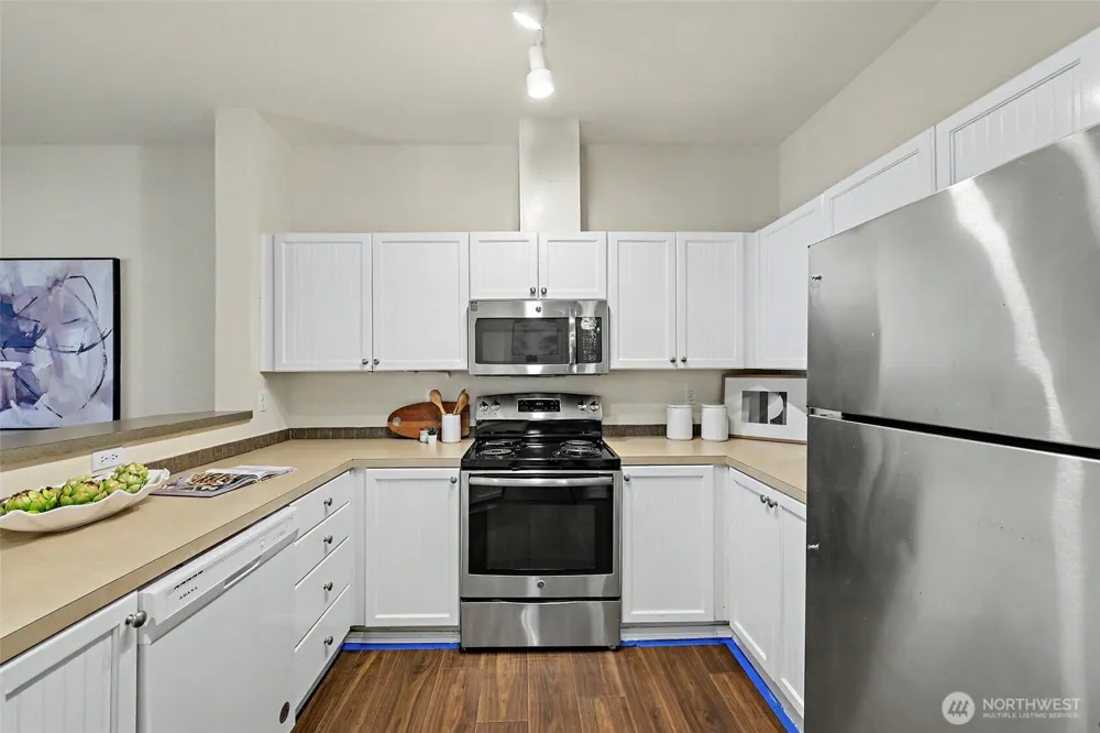 1500 S 18th #G201 Renton, WA 98055