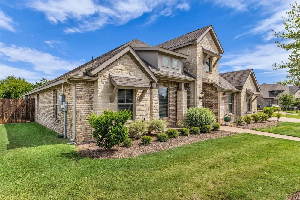 1317 Ridgeview Drive Hewitt, TX 76643
