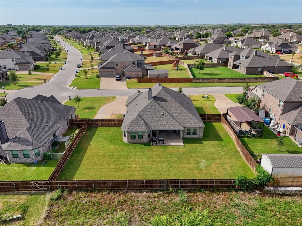 1317 Ridgeview Drive Hewitt, TX 76643