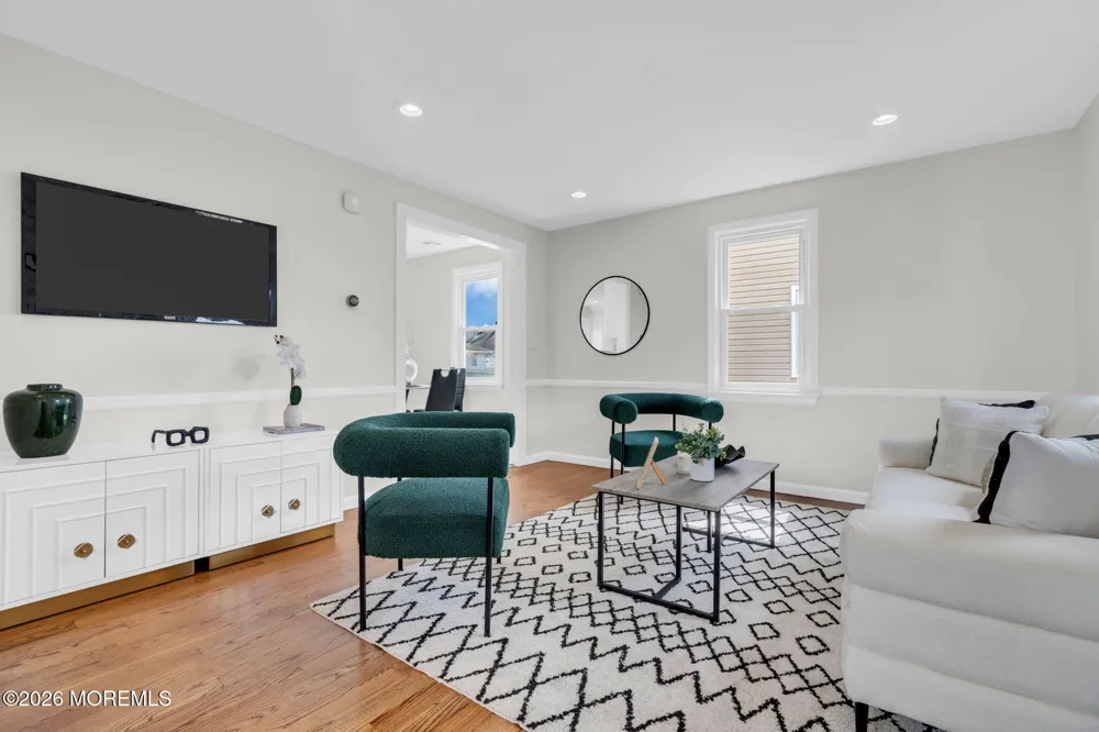 70 W George Street Freehold, NJ 07728